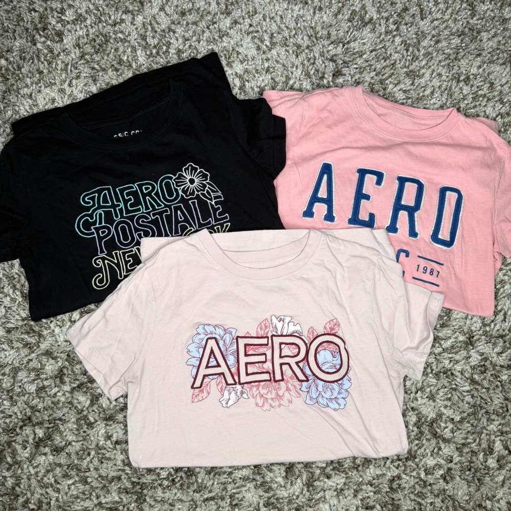 Aeropostale Graphic T-Shirt Bundle Women S/M Pink Black 3pc Logo Classic Crew